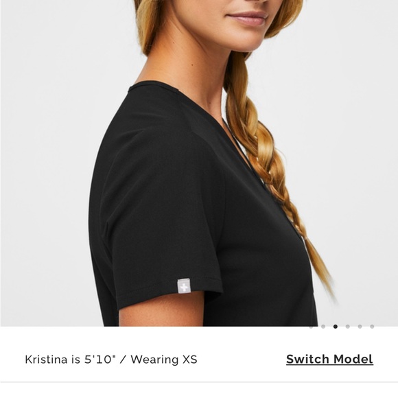 Figs scrub top, like new - Picture 2 of 4